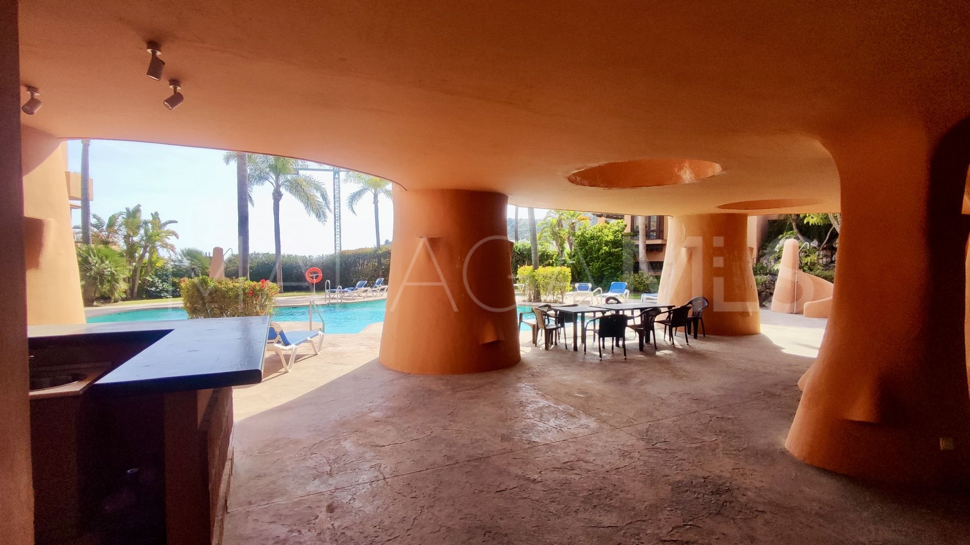 Adosado with 5 bedrooms for sale in Calanova Golf