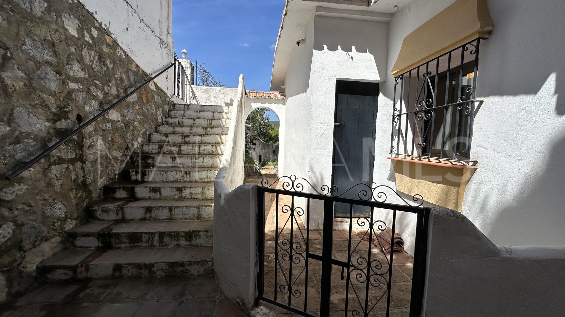 Maison for sale in Cerros del Lago