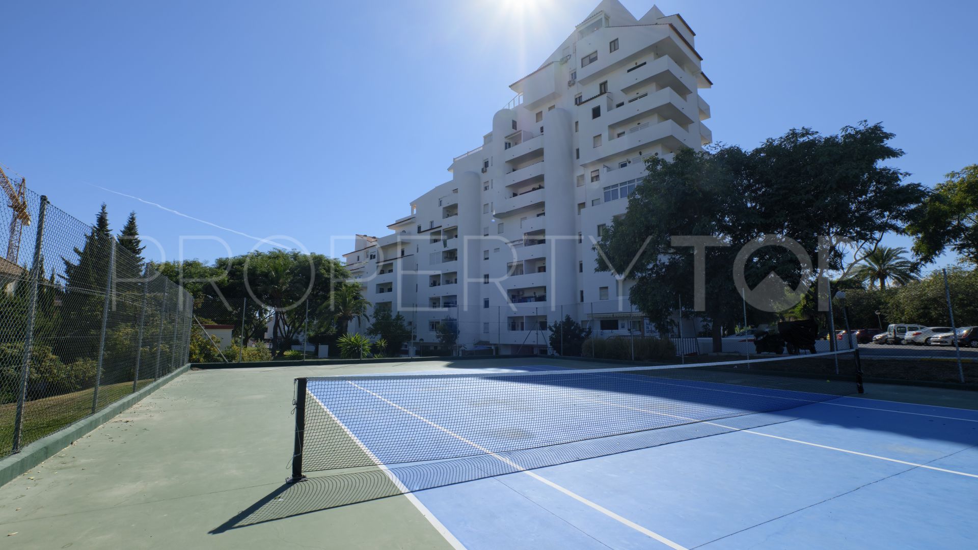 Duplex penthouse for sale in Bahía de Estepona