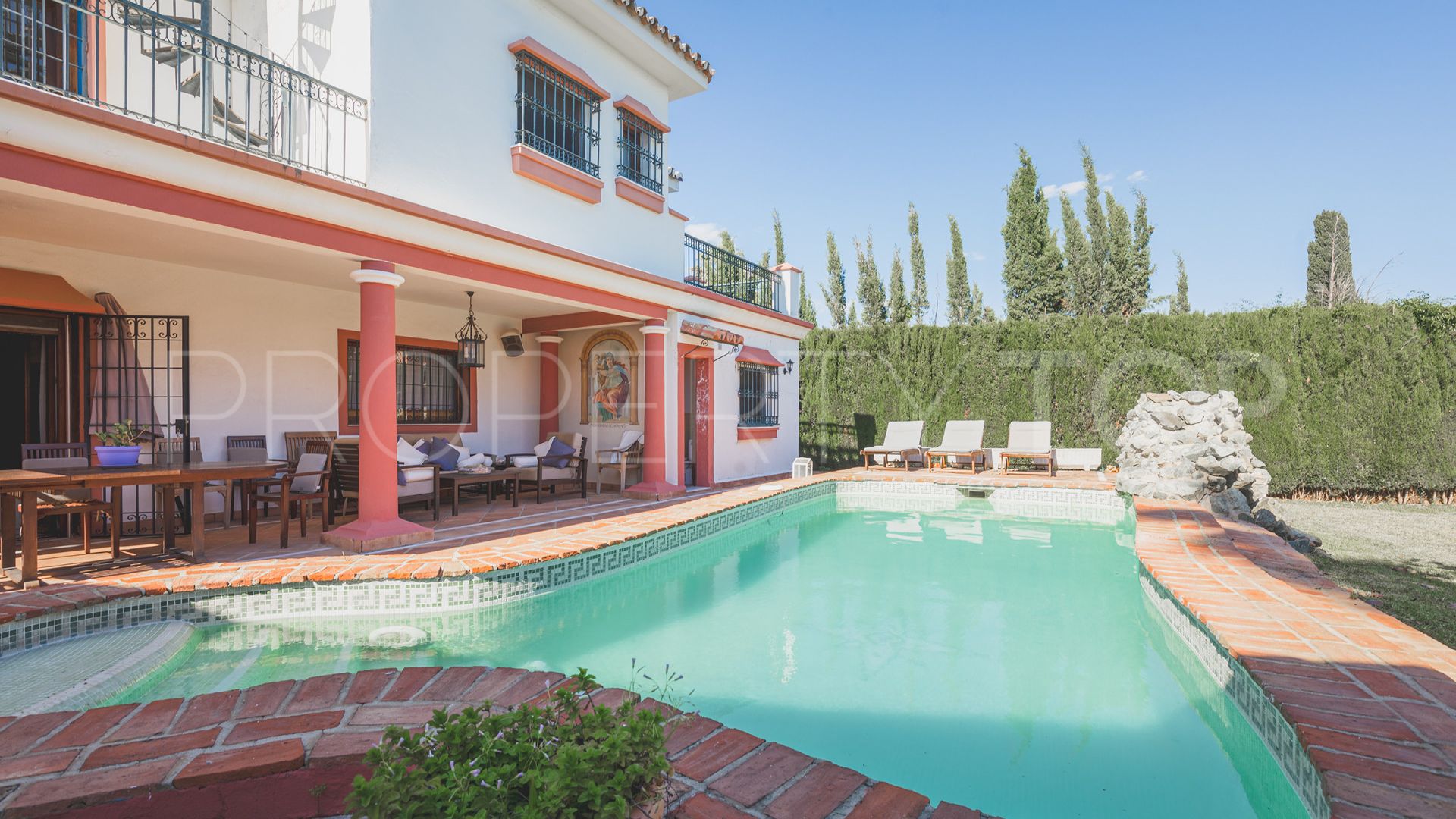 For sale 6 bedrooms villa in El Mirador