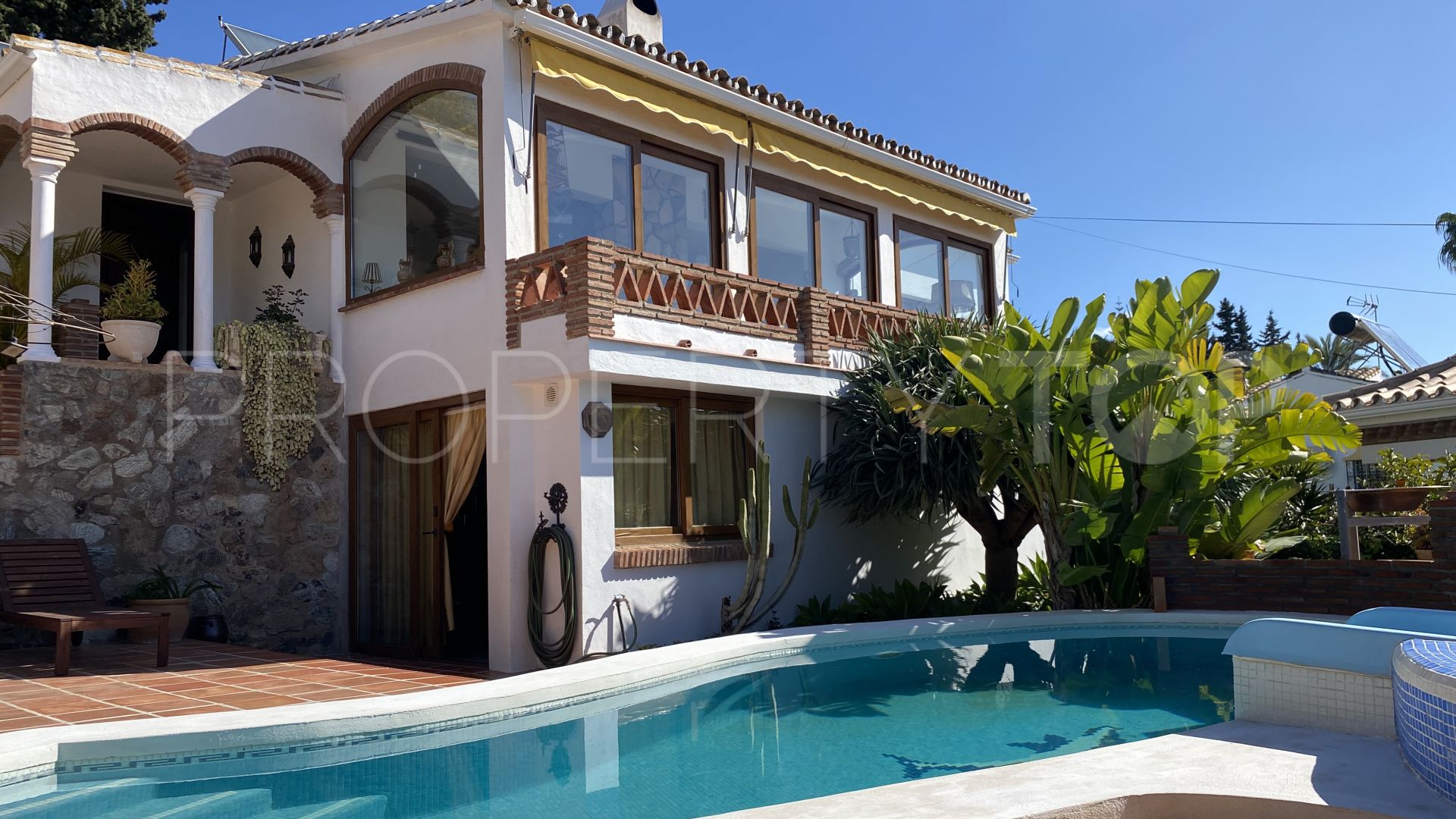 5 bedrooms Sierrezuela villa for sale