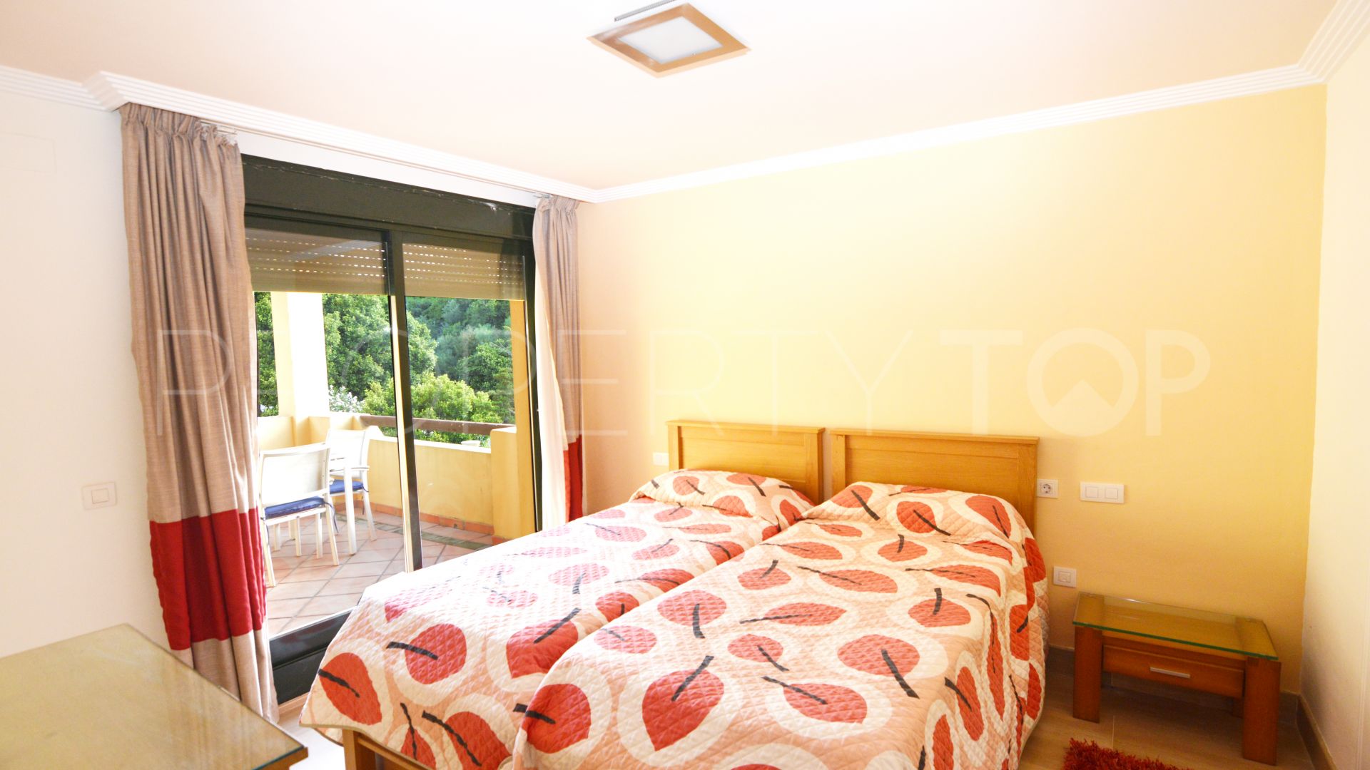 Comprar apartamento en Los Gazules de Almenara con 2 dormitorios