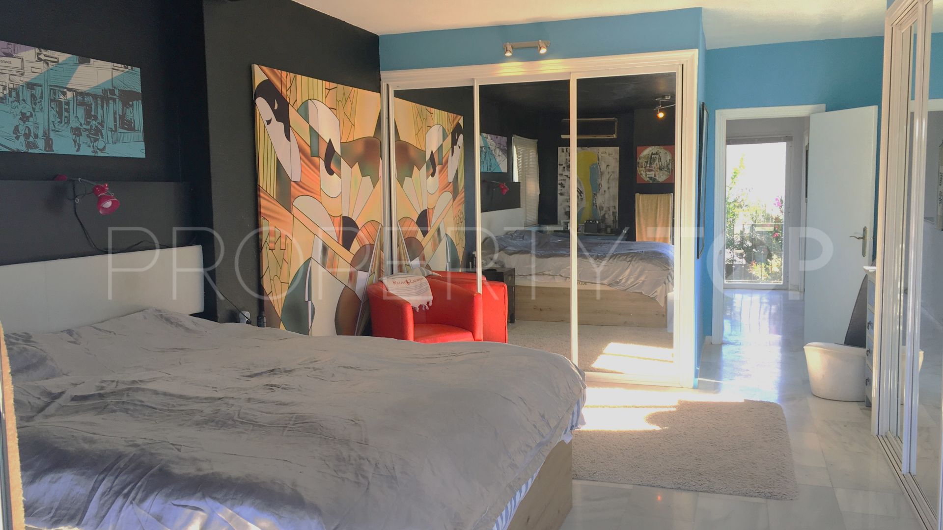 Se vende villa en Estepona Golf con 4 dormitorios