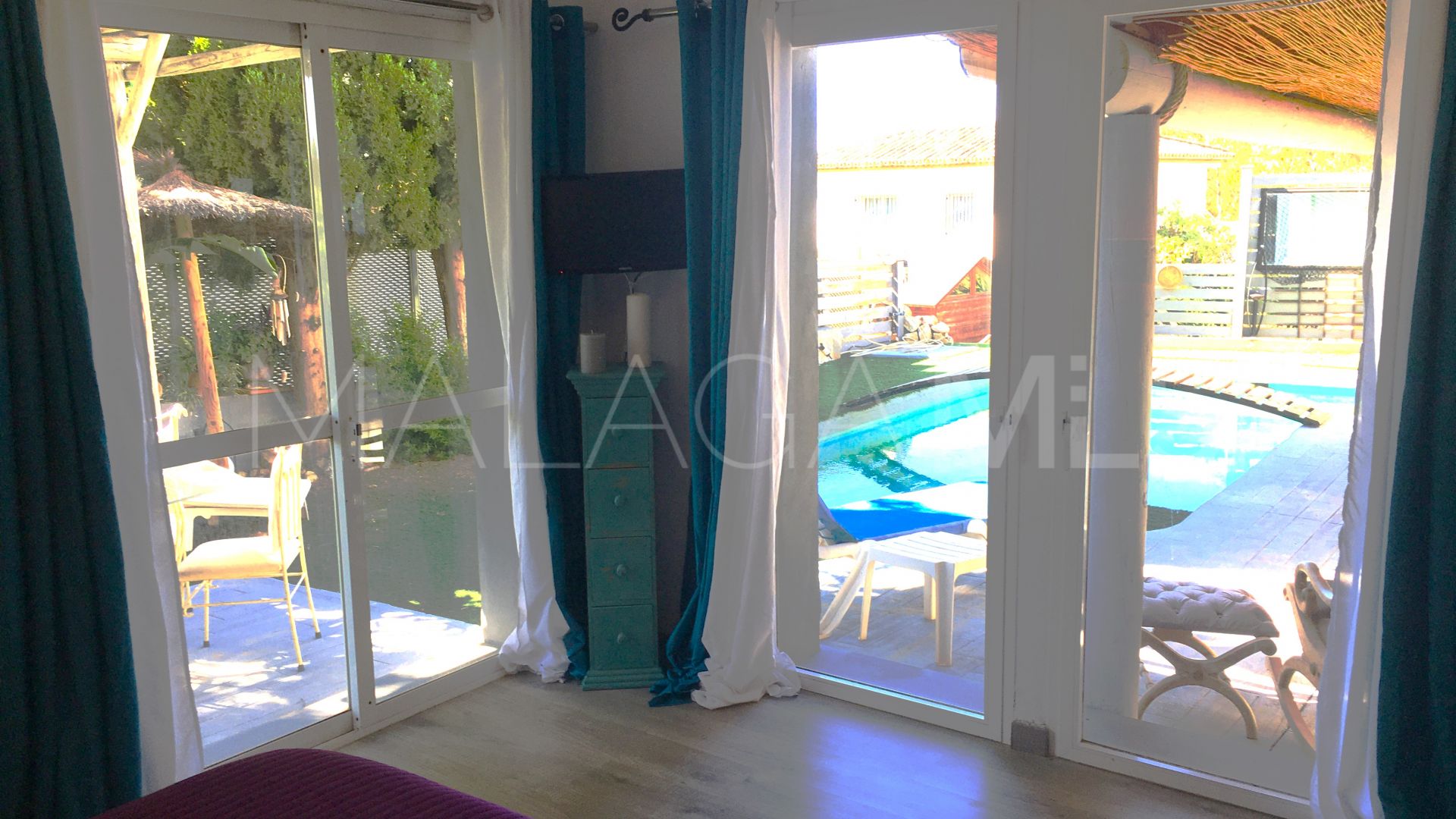 Villa for sale in Estepona Golf