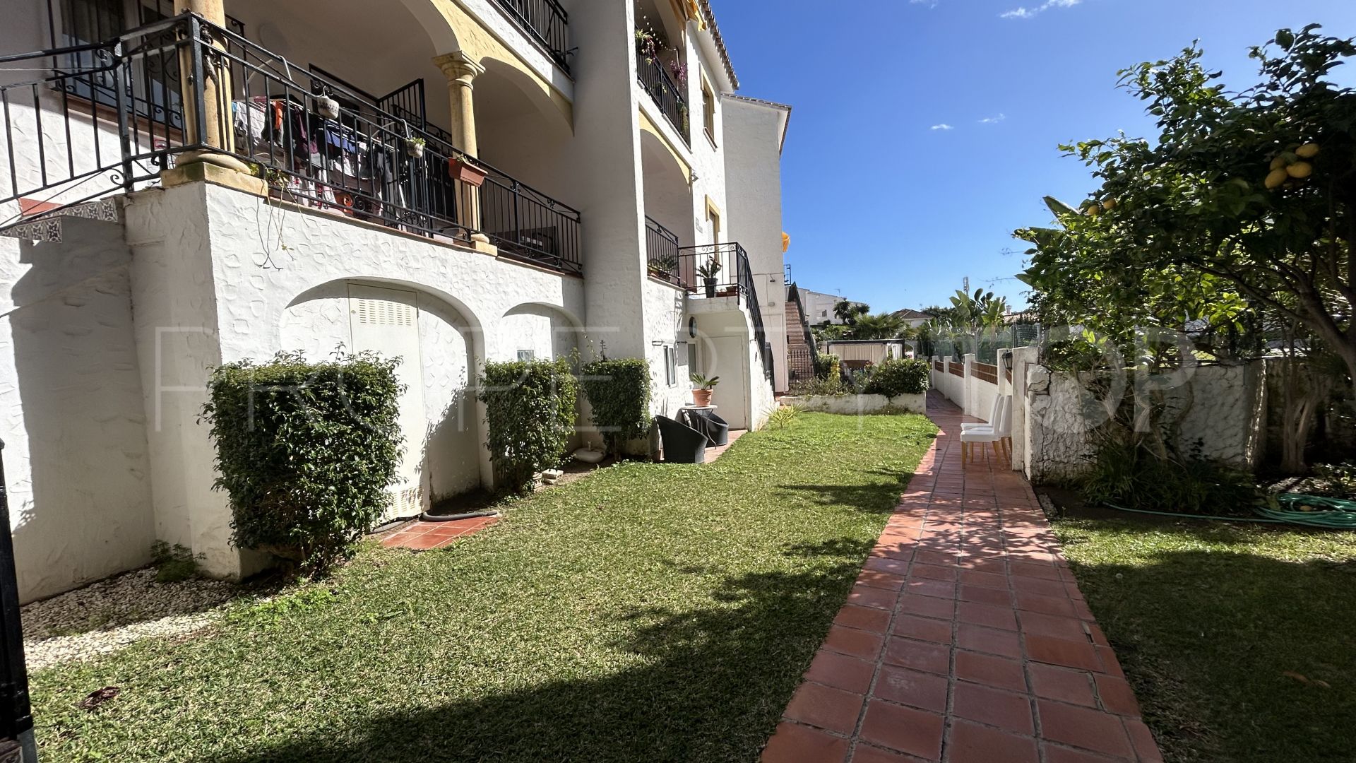 Comprar apartamento planta baja de 2 dormitorios en Riviera del Sol