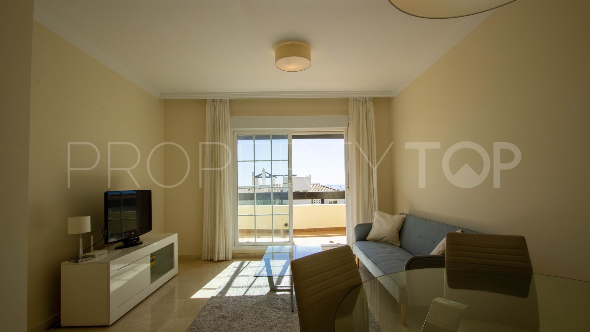 Apartment for sale in Sabinillas with 2 bedrooms