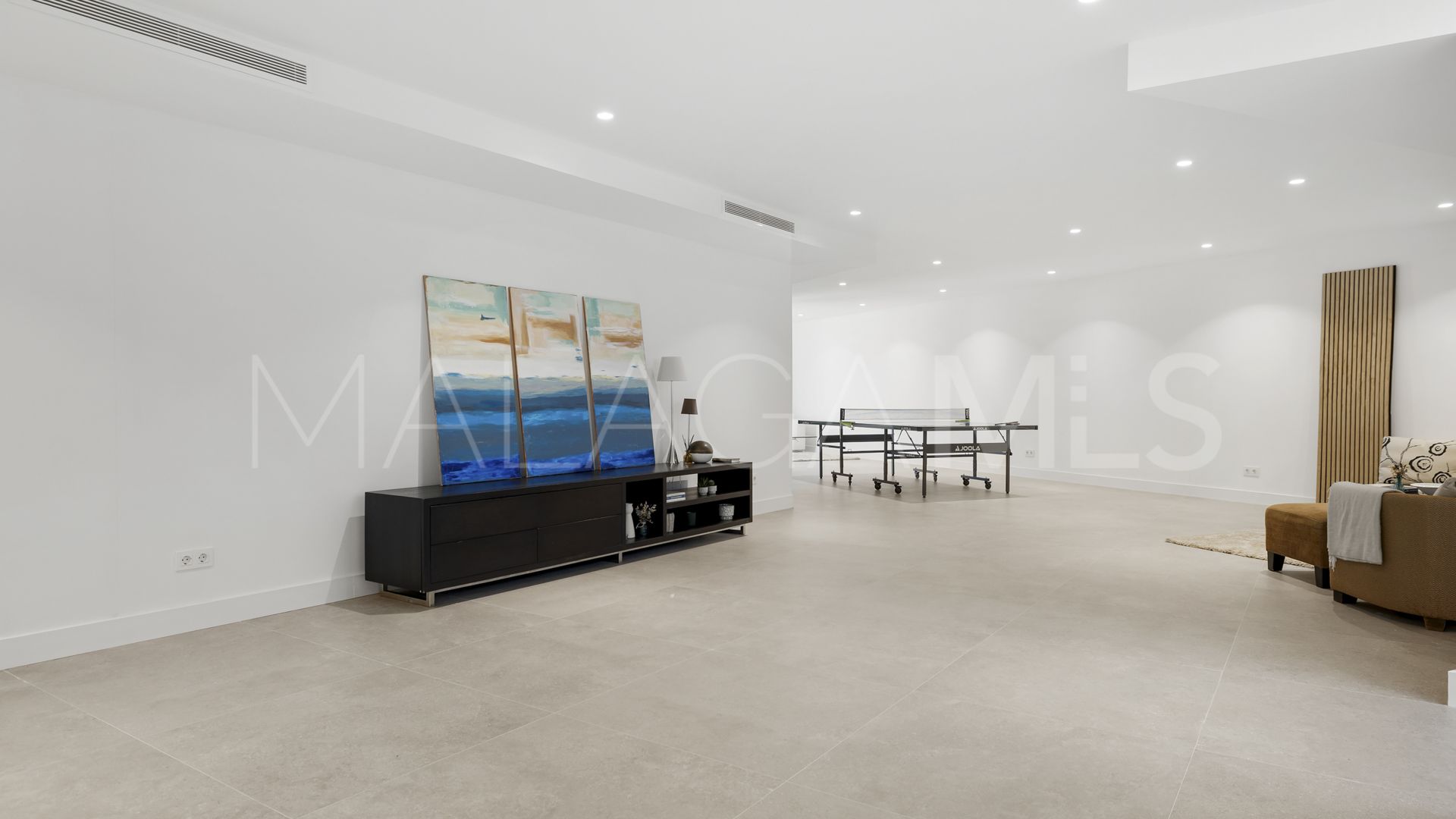 Villa for sale in Marbesa