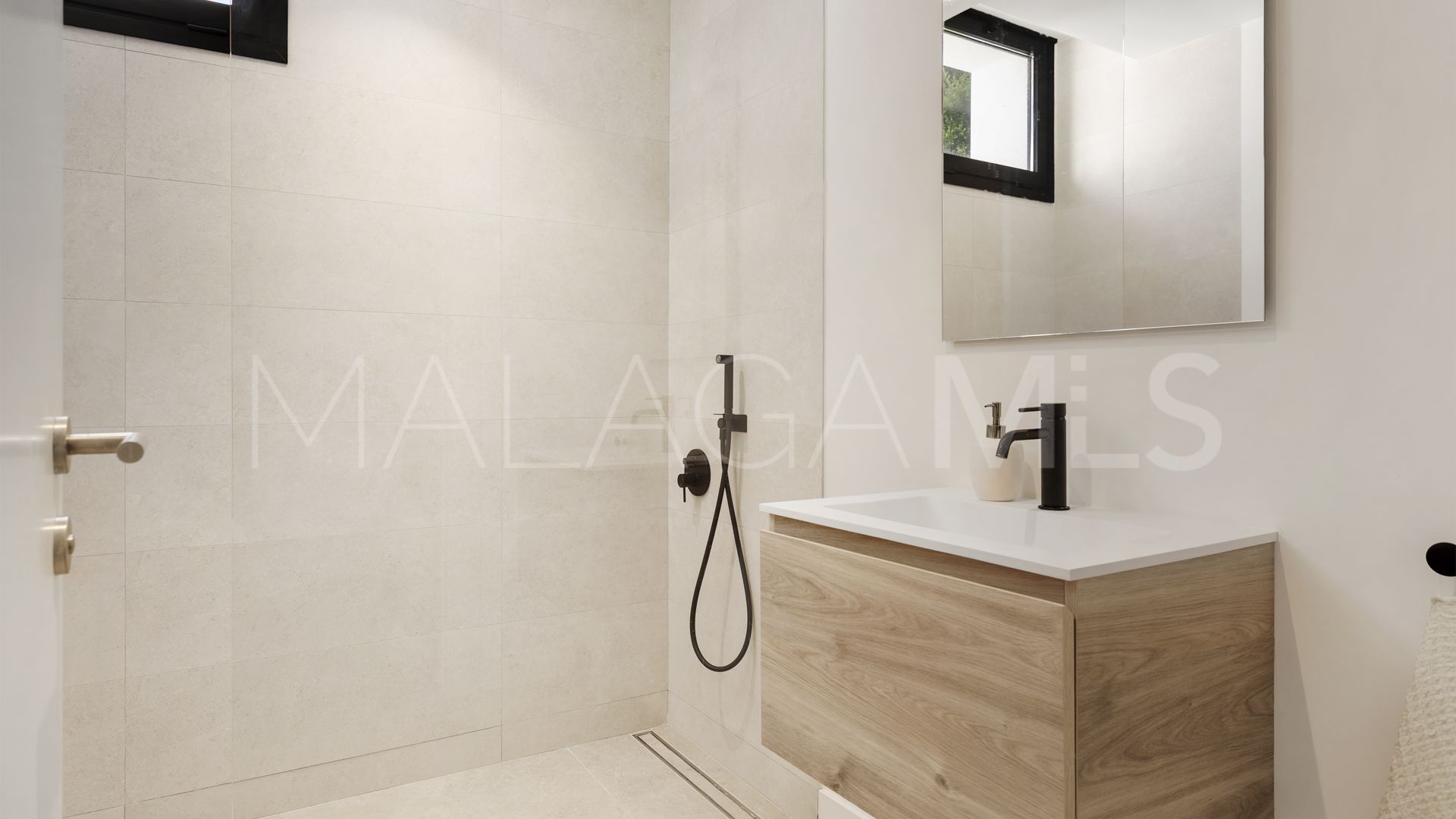 Villa for sale in Marbesa