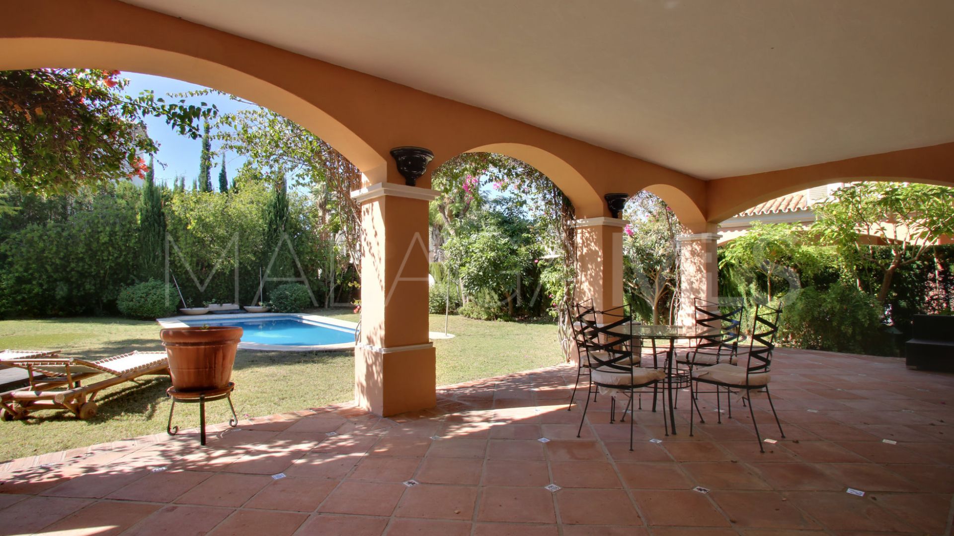 Villa with 4 bedrooms a la venta in Las Brisas