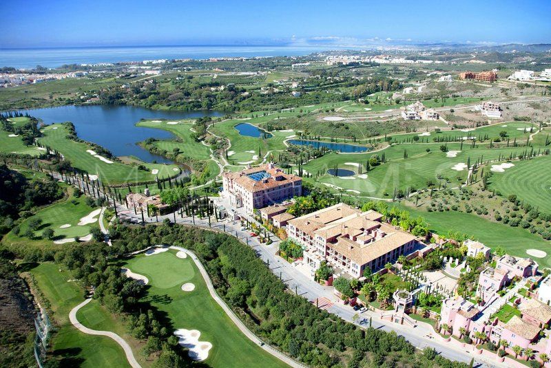 4 bedrooms Benahavis villa for sale