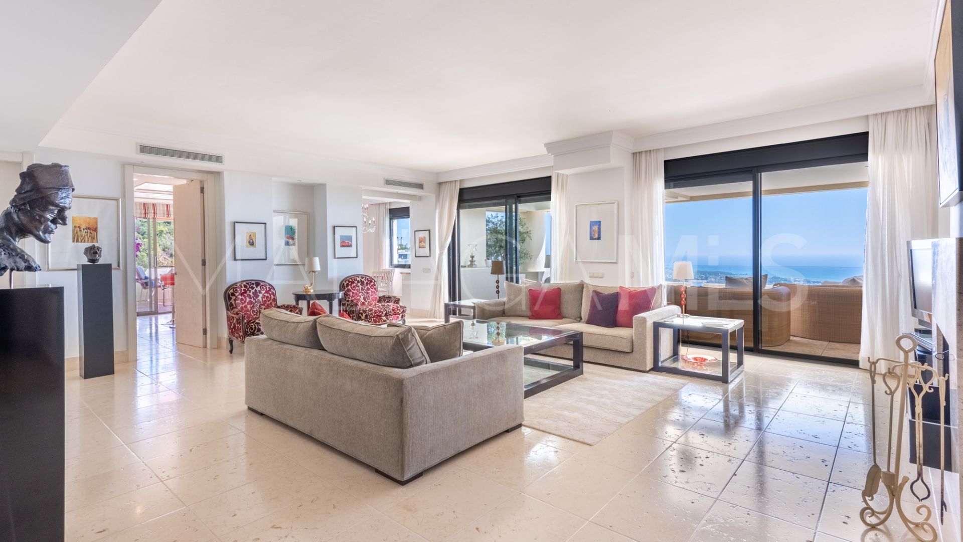 Penthaus for sale in Los Monteros Hill Club