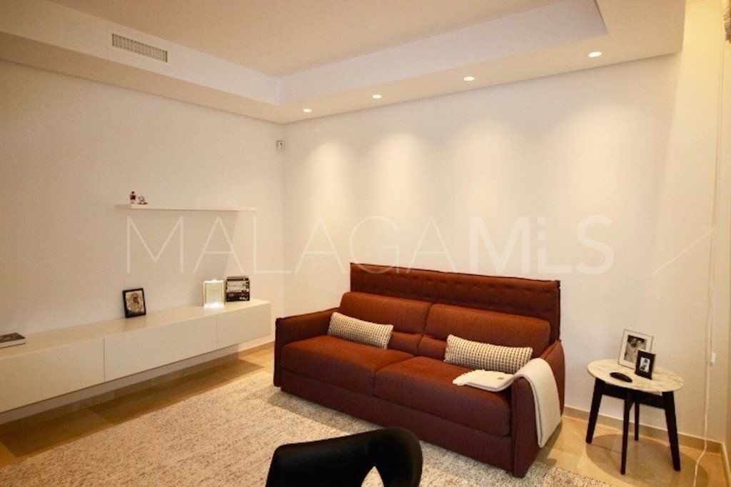 For sale 3 bedrooms apartment in Imara