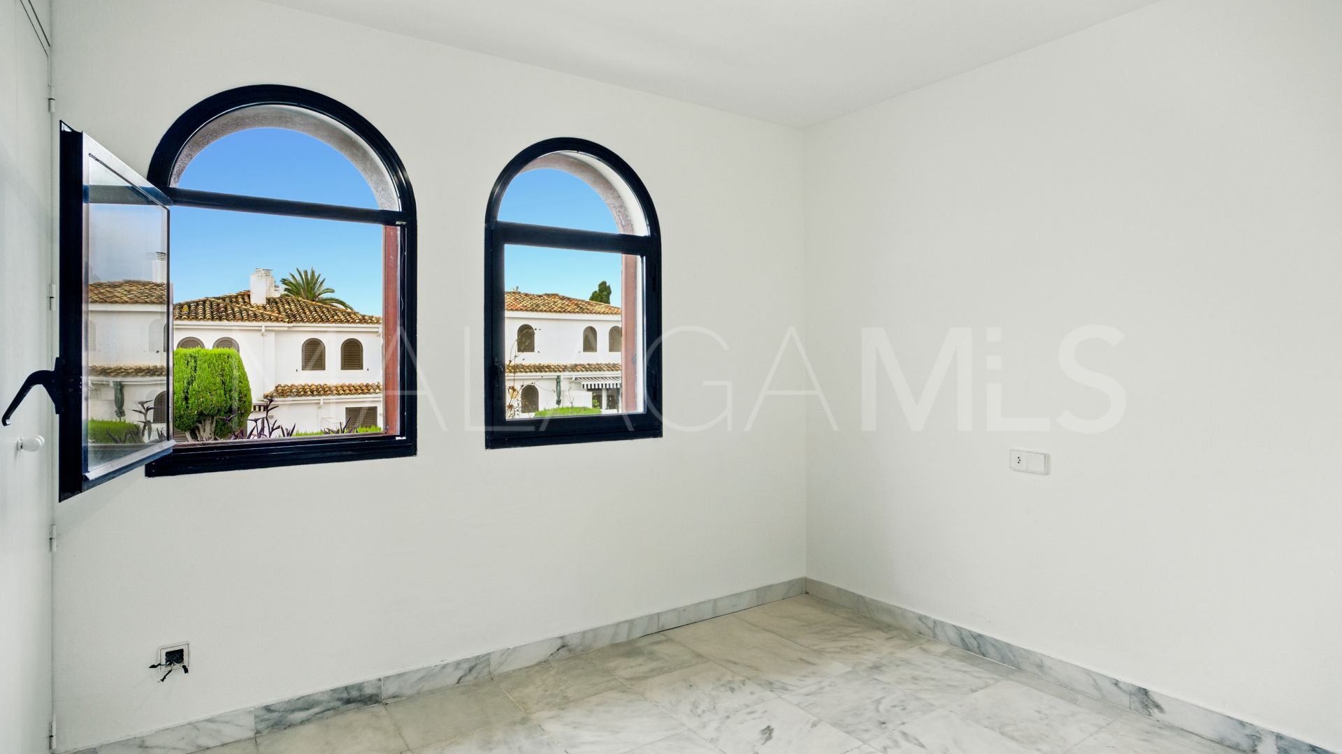 Albayalde, adosado a la venta de 3 bedrooms
