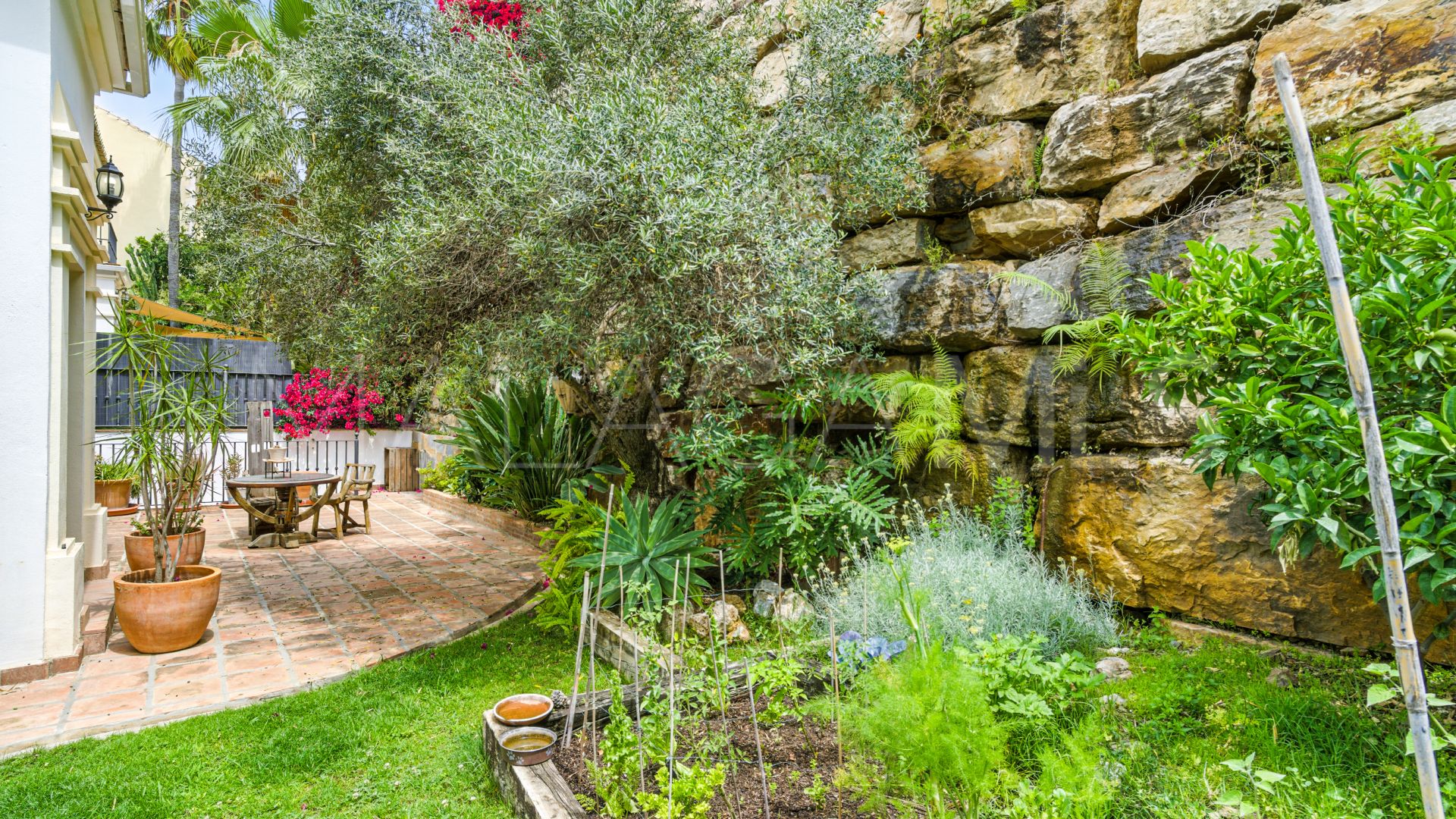 Villa in Sierra Blanca Country Club for sale