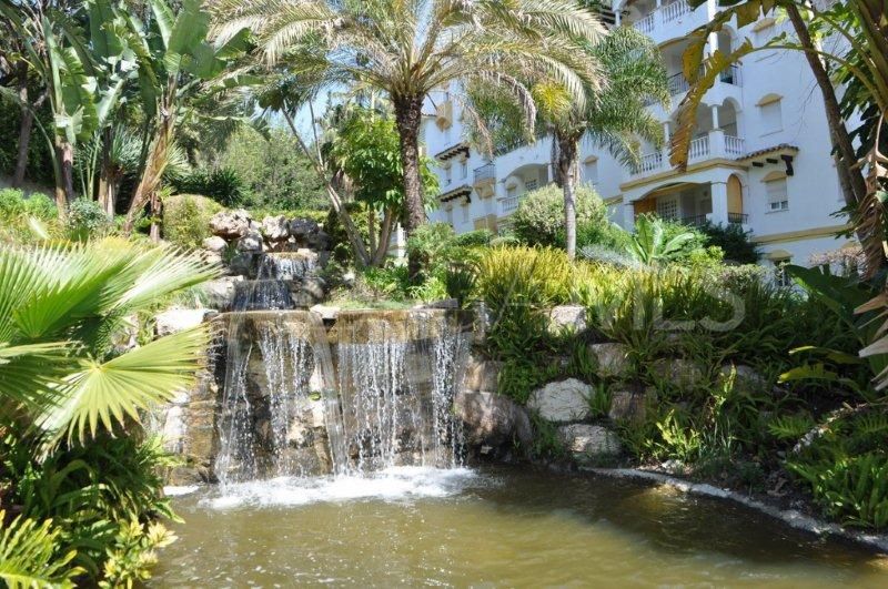 For sale ground floor apartment in Hacienda Nagüeles I
