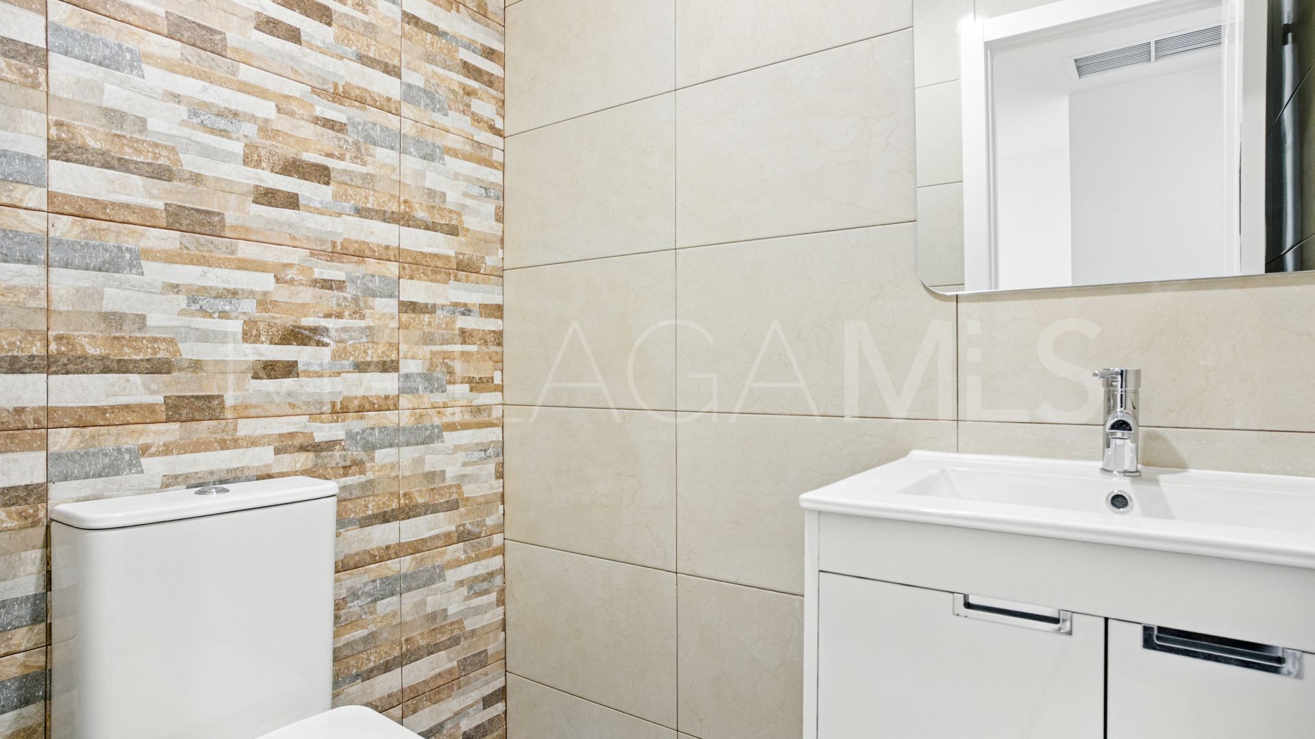 For sale ground floor apartment in Hacienda Nagüeles I