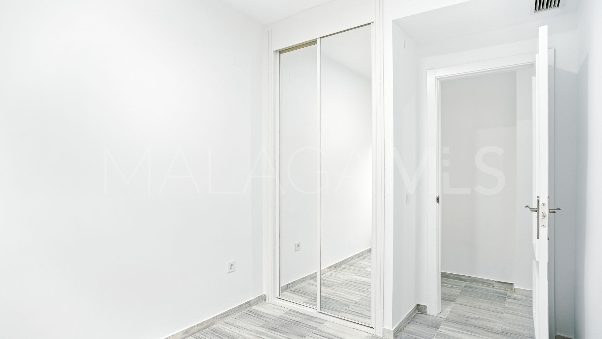 For sale ground floor apartment in Hacienda Nagüeles I