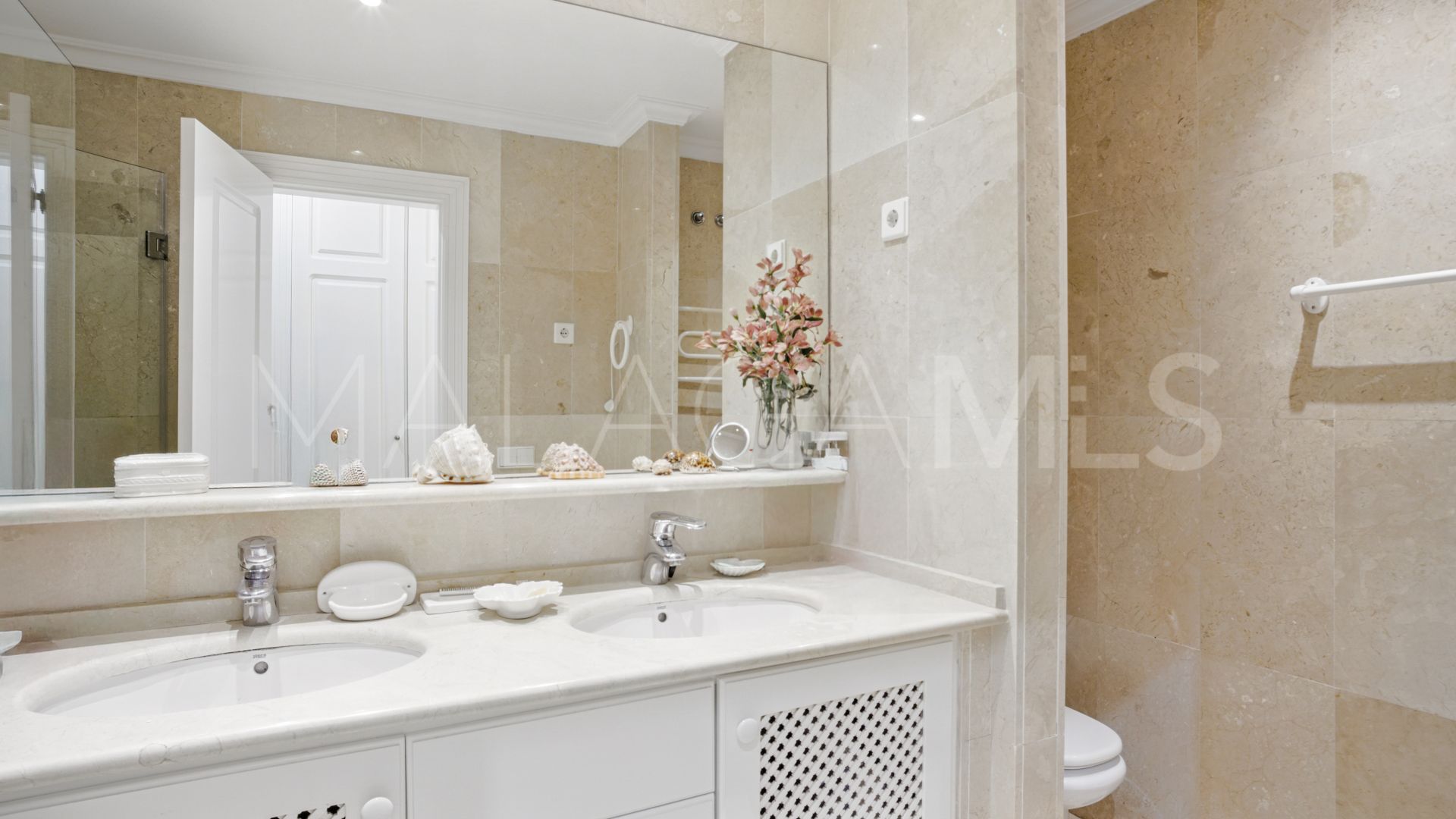 Buy apartamento in La Herradura