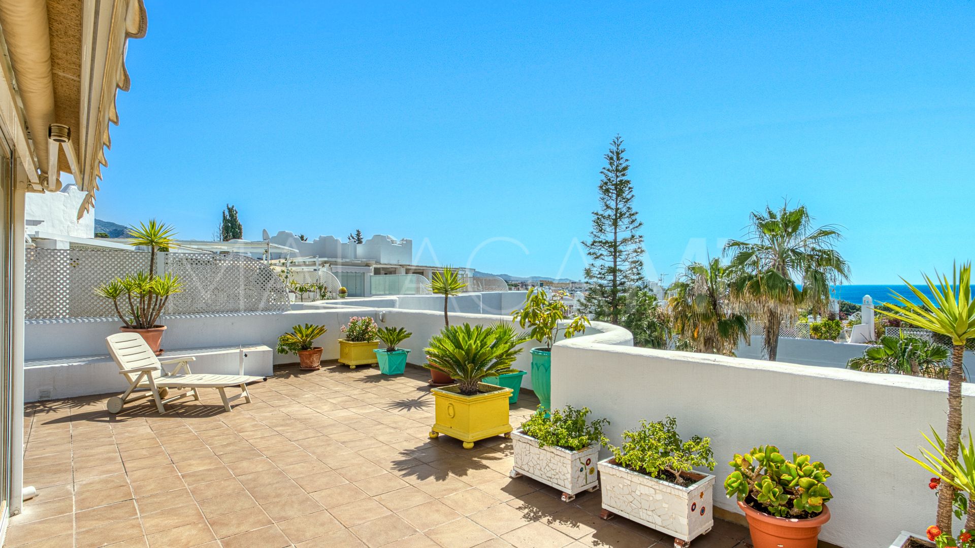 Tvåvånings takvåning for sale in Marbella Real