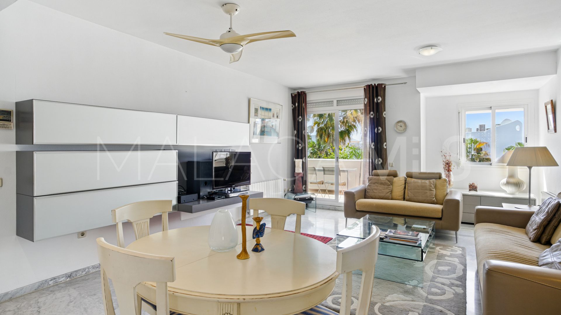 Tvåvånings takvåning for sale in Marbella Real