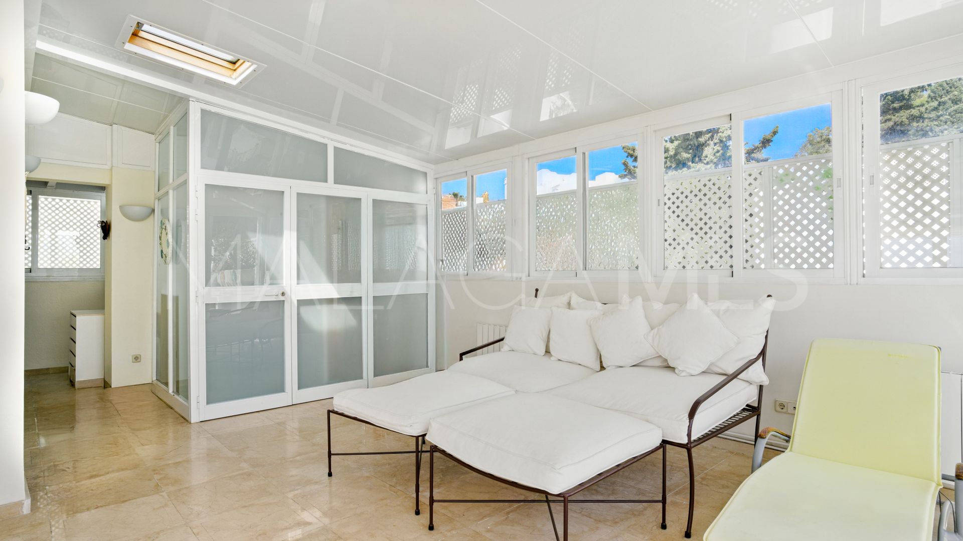 Tvåvånings takvåning for sale in Marbella Real