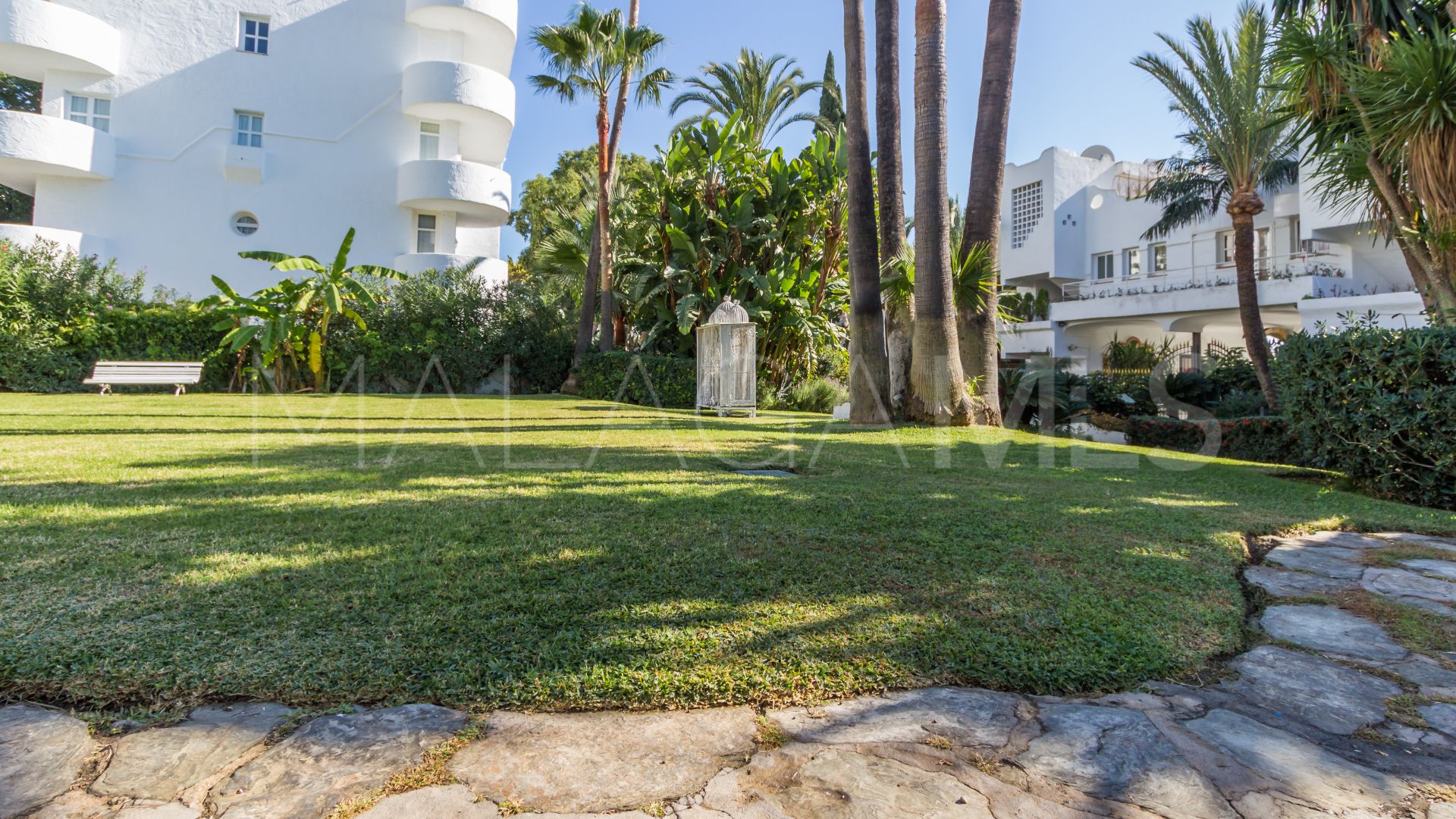 Tvåvånings takvåning for sale in Marbella Real