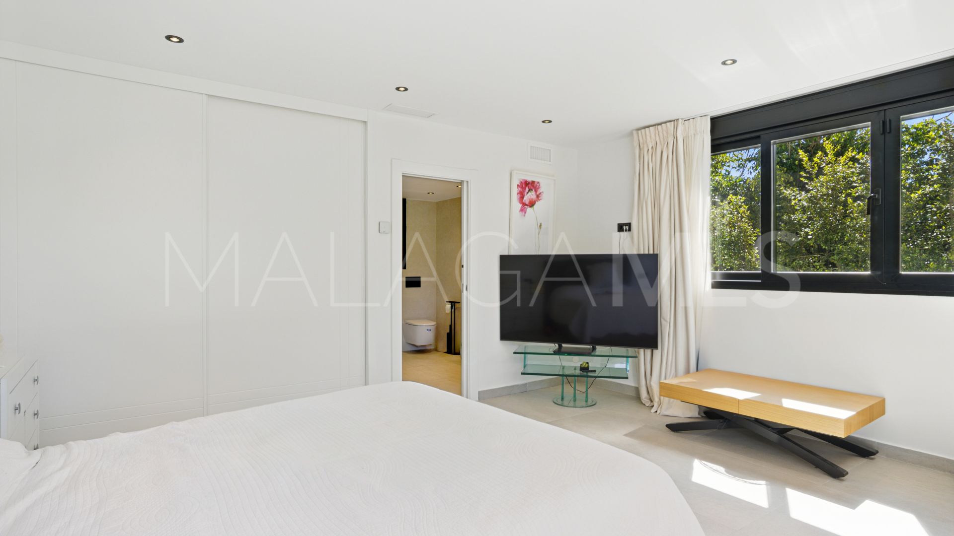 Villa for sale in Marbella Ost