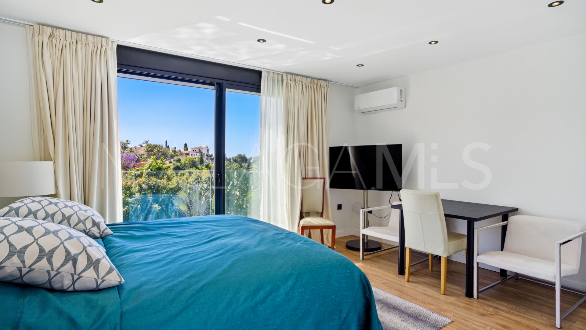 Villa for sale in Marbella Ost