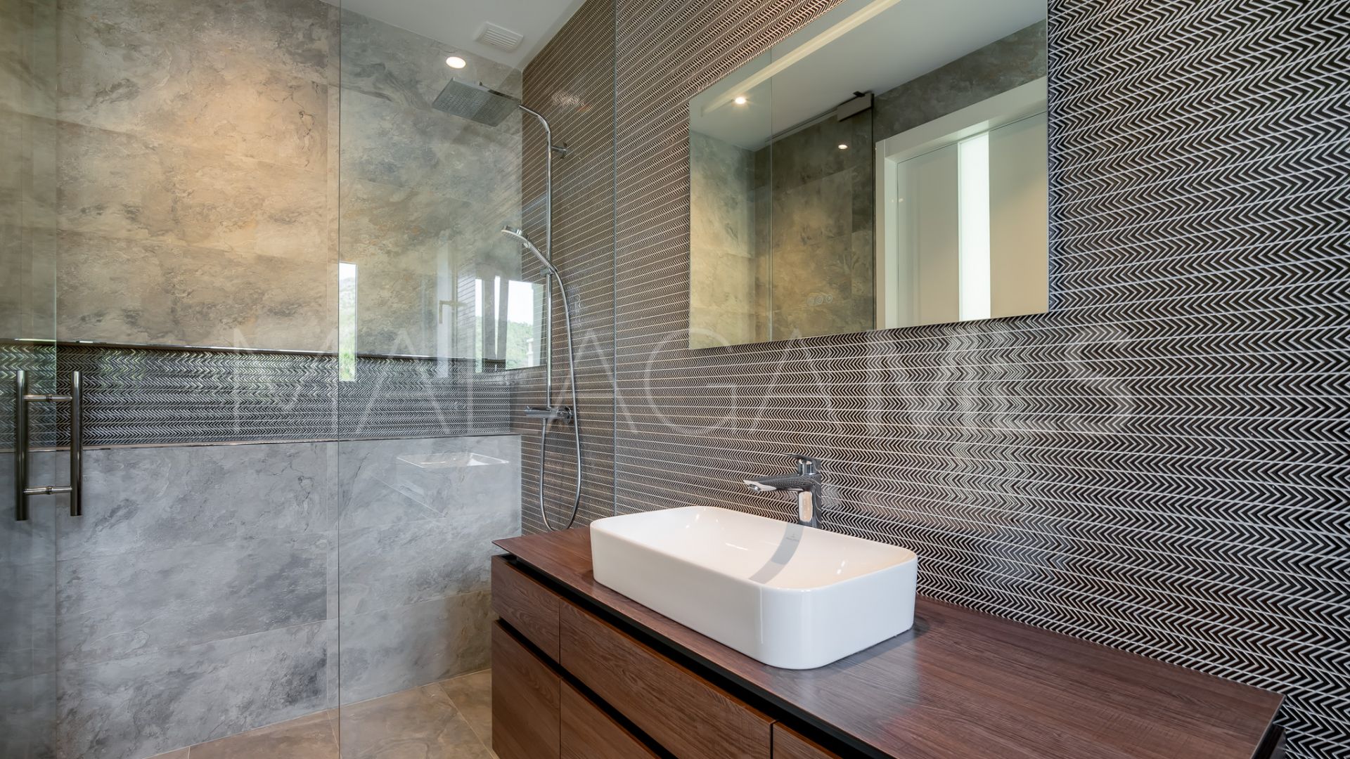 Villa for sale in Sierra Blanca