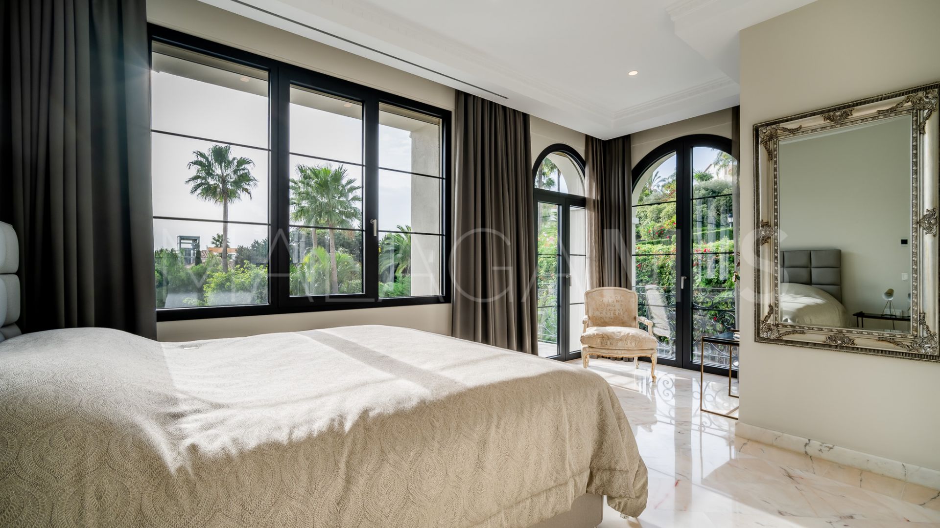 Villa for sale in Sierra Blanca
