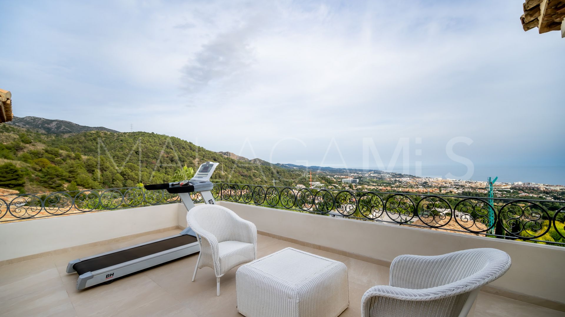Villa for sale in Sierra Blanca