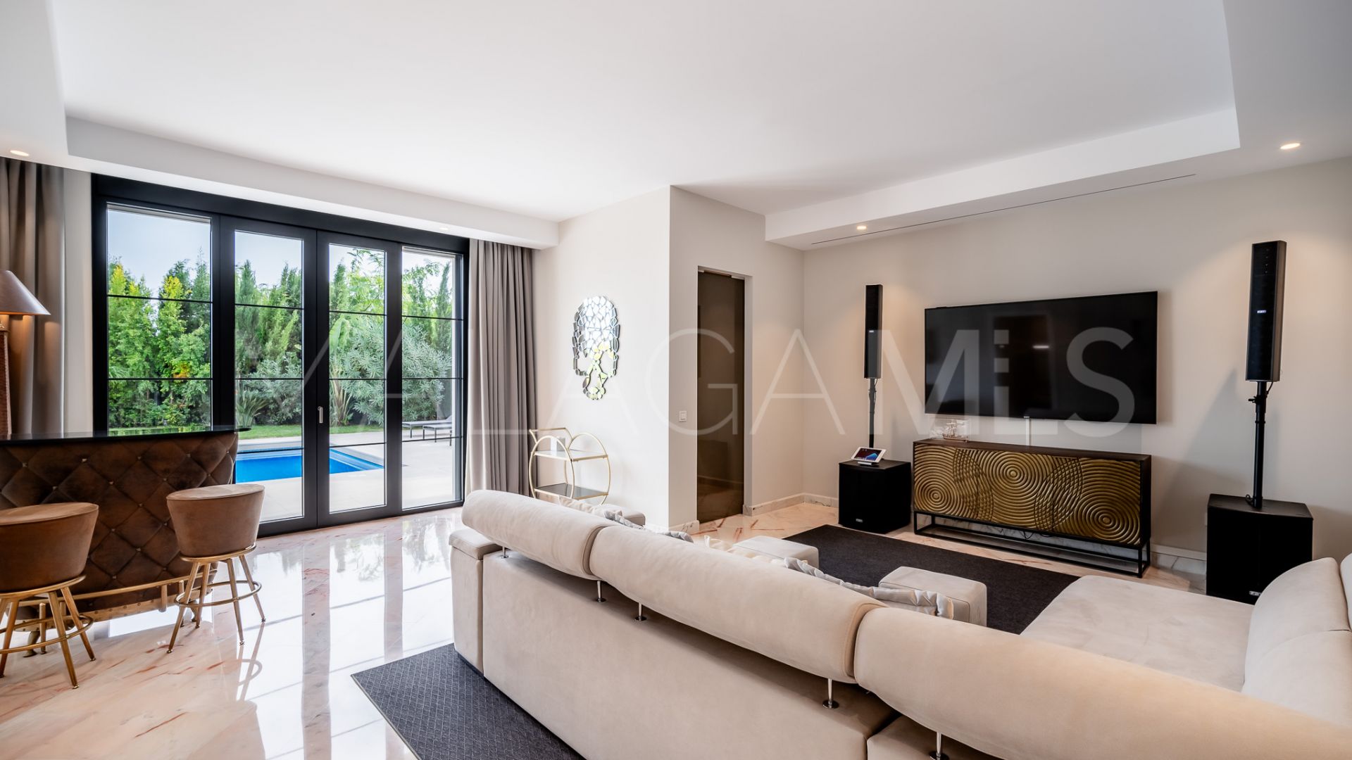 Villa for sale in Sierra Blanca