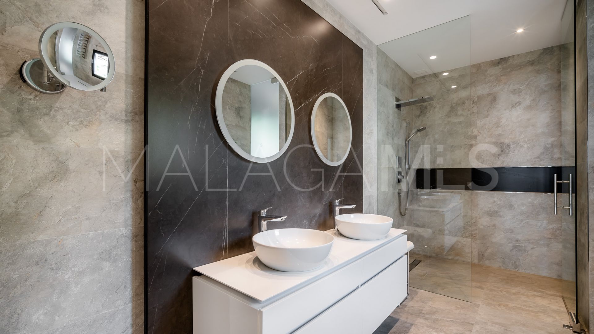 Villa for sale in Sierra Blanca