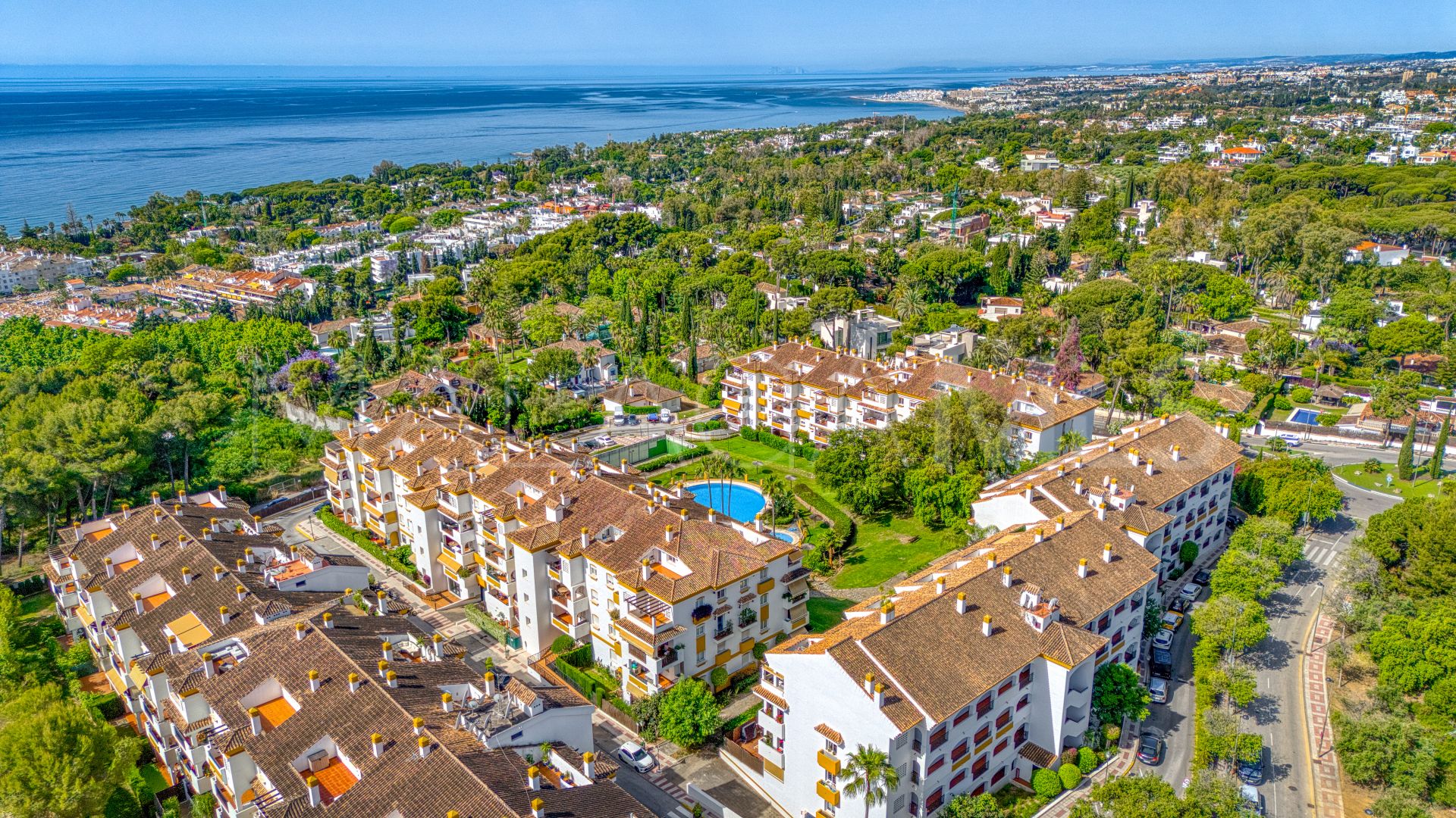 3 bedrooms ground floor apartment in Los Pinos de Nagüeles for sale