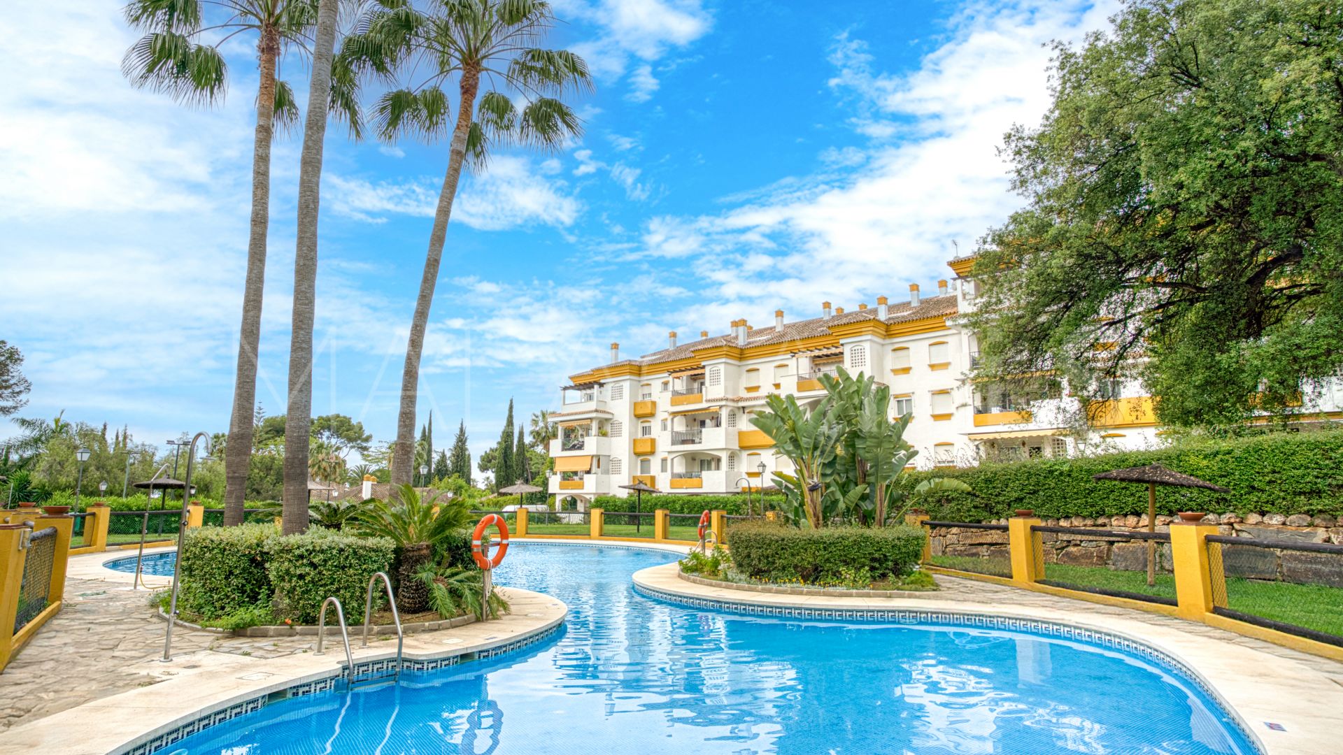 3 bedrooms ground floor apartment in Los Pinos de Nagüeles for sale