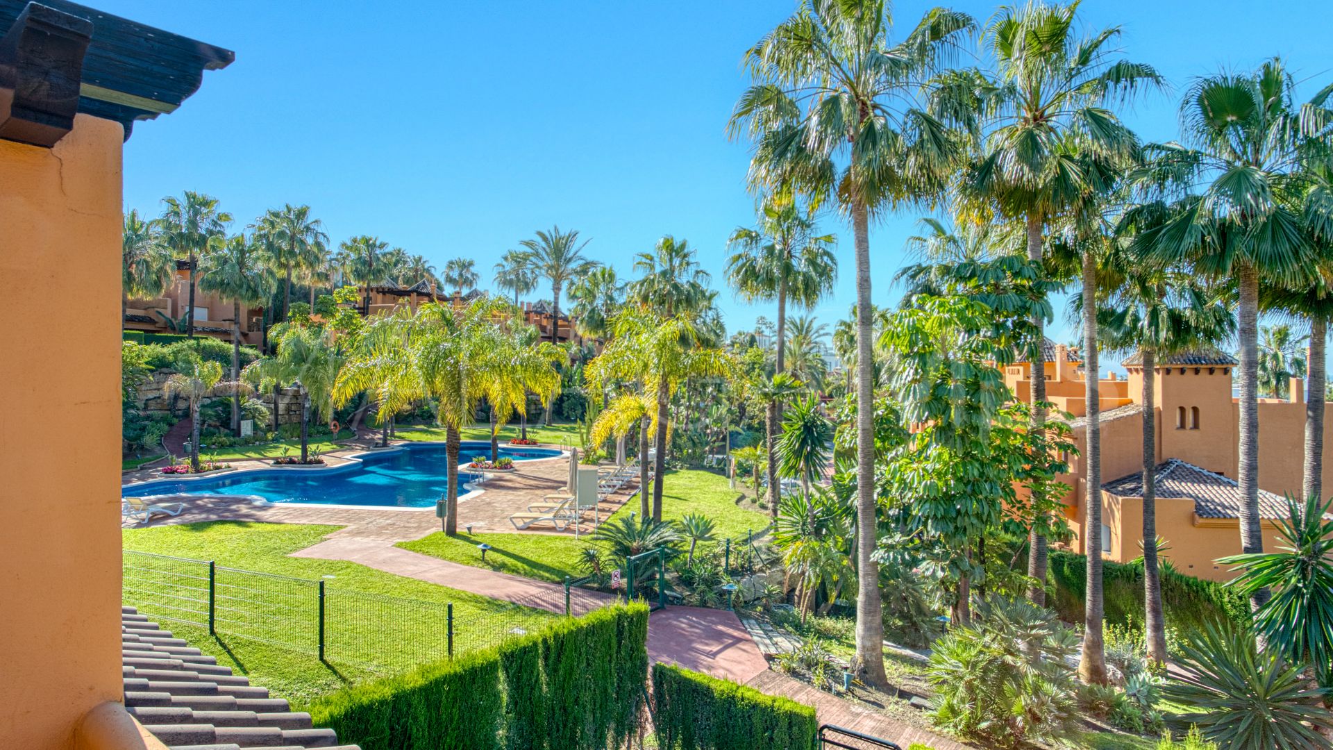 Maison de ville for sale in Paraíso Bellevue