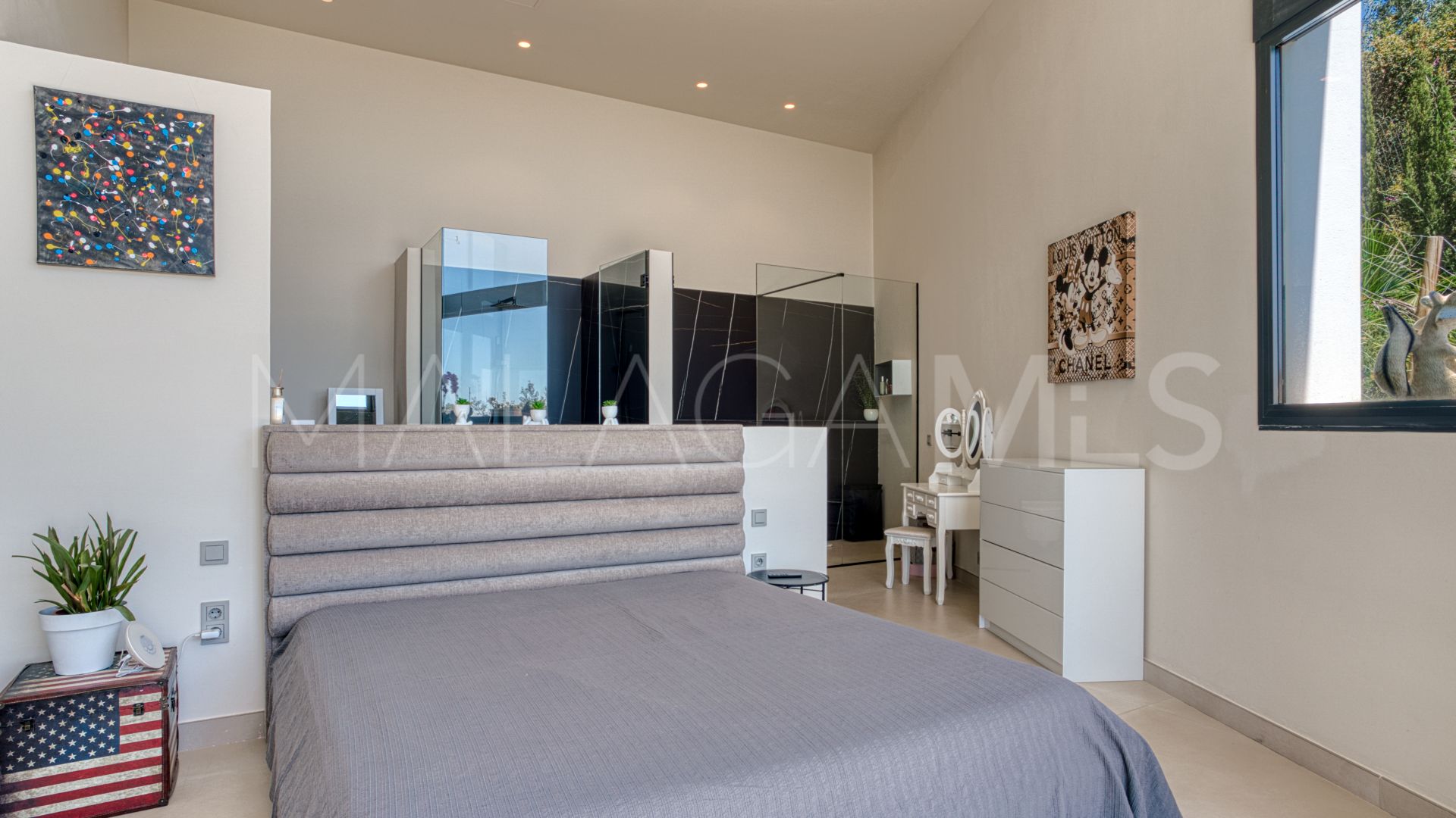 Villa for sale in Los Altos de los Monteros