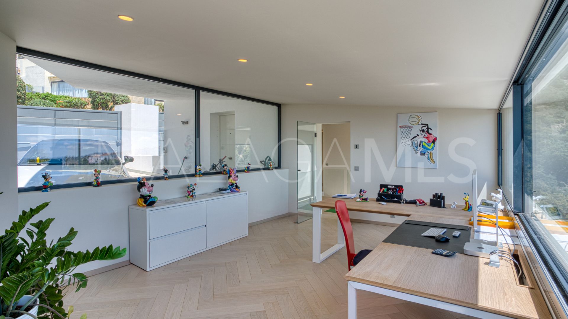 Villa for sale in Los Altos de los Monteros