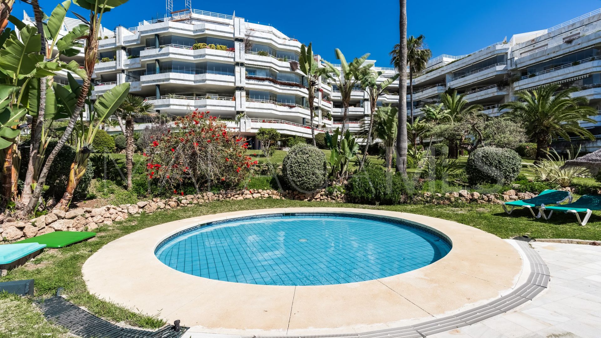 For sale apartment with 2 bedrooms in Playa Esmeralda