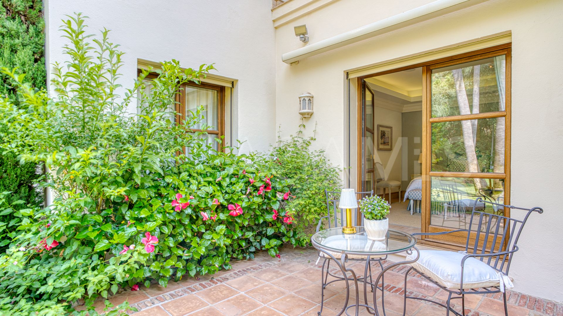 Villa for sale in Las Lomas del Marbella Club
