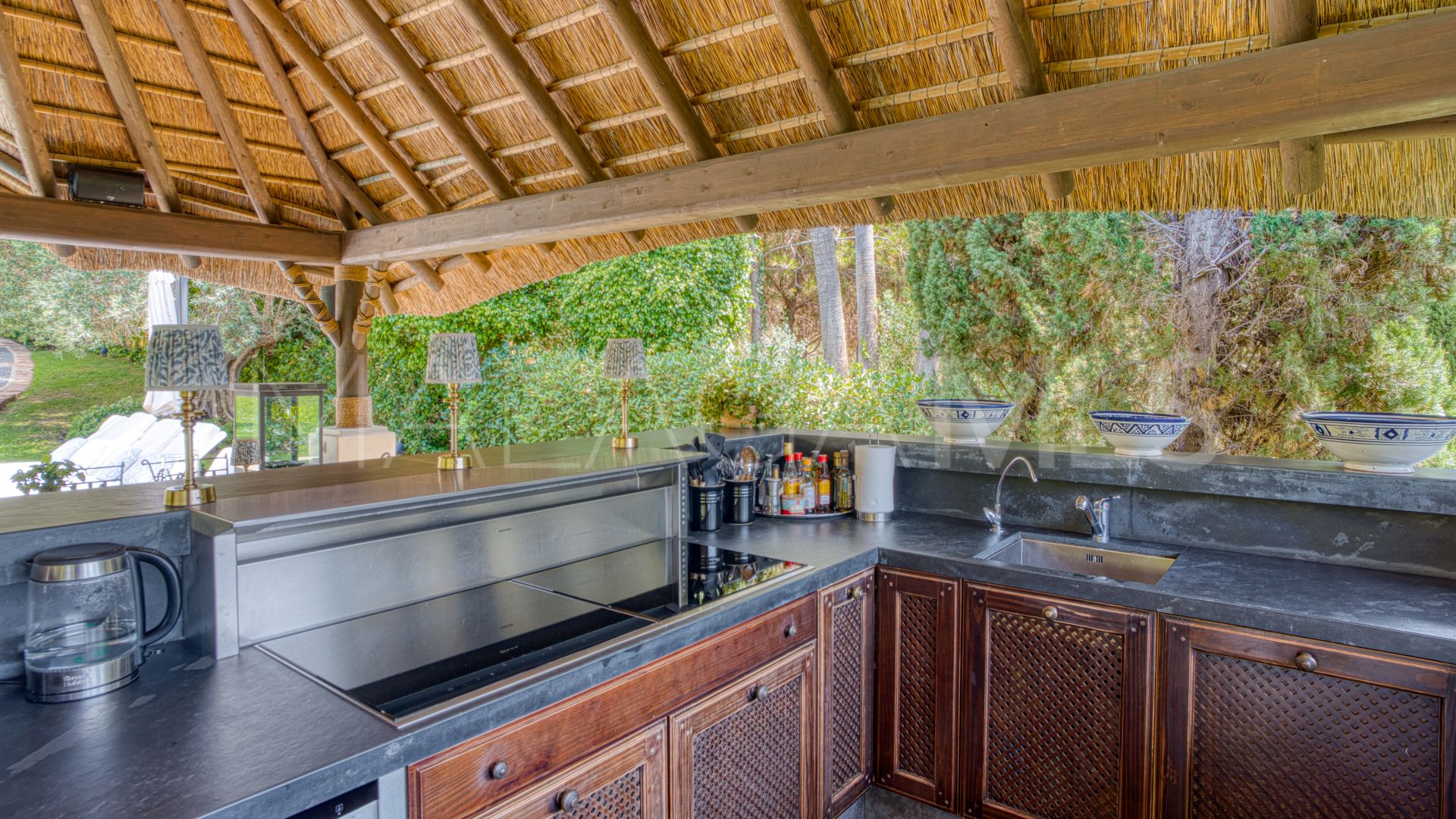 Villa for sale in Las Lomas del Marbella Club