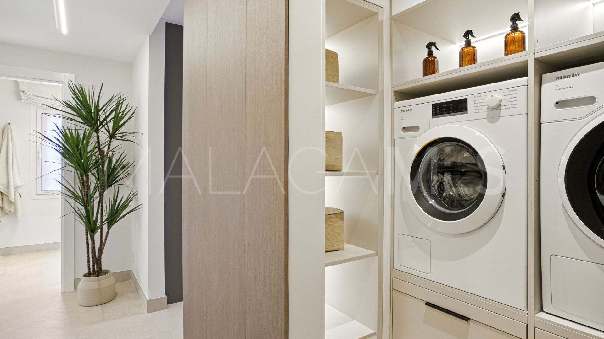 For sale Menara Beach ground floor apartment