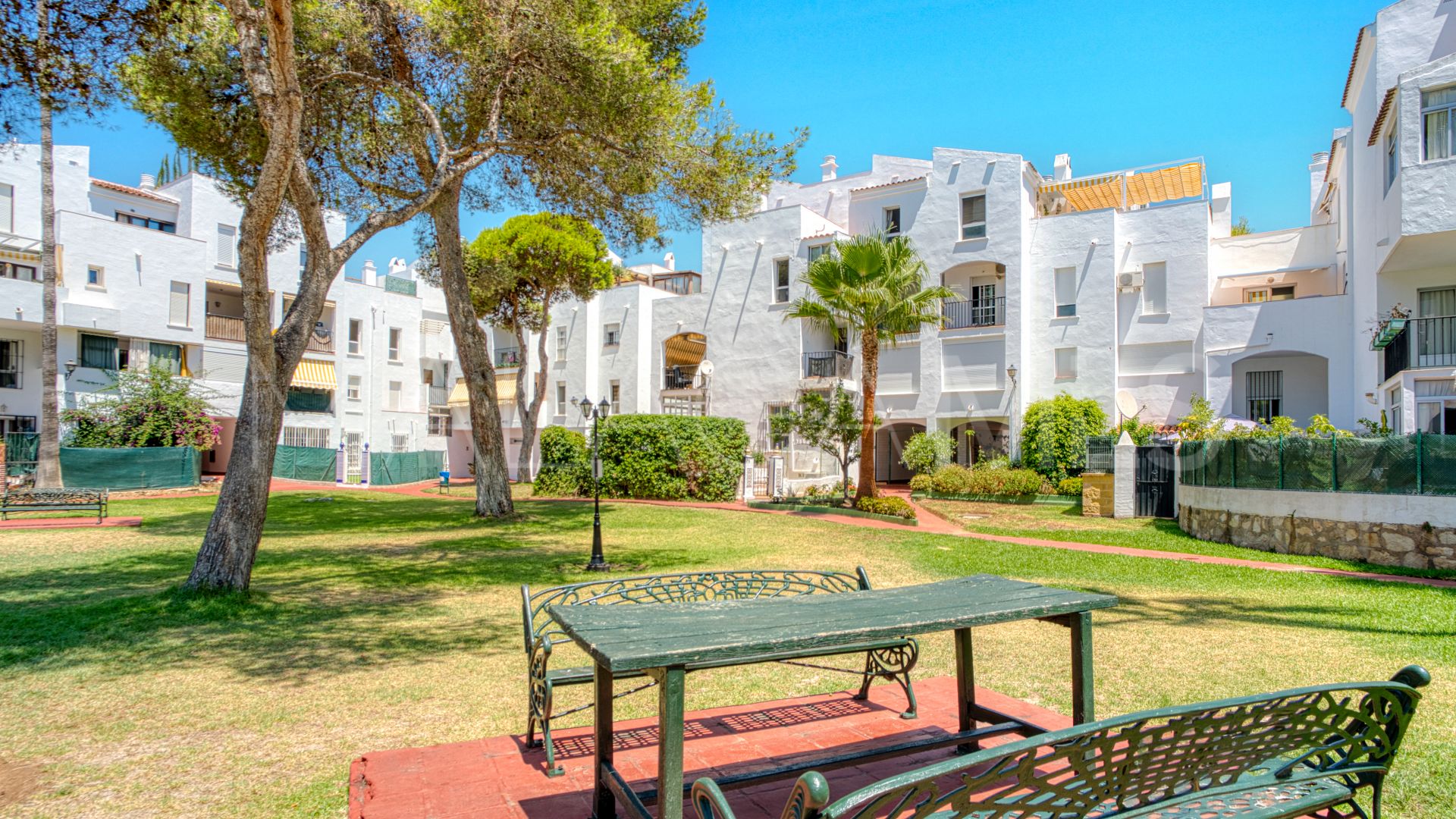 Lägenhet for sale in Parque Elviria