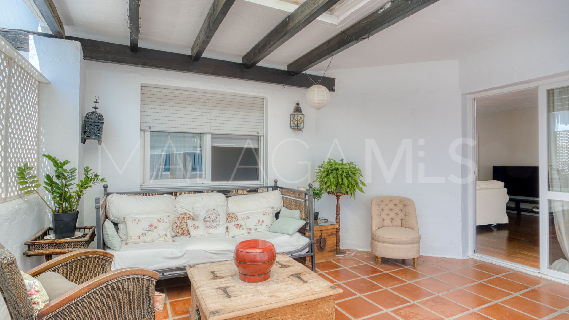 Duplex penthouse for sale in Los Naranjos de Marbella