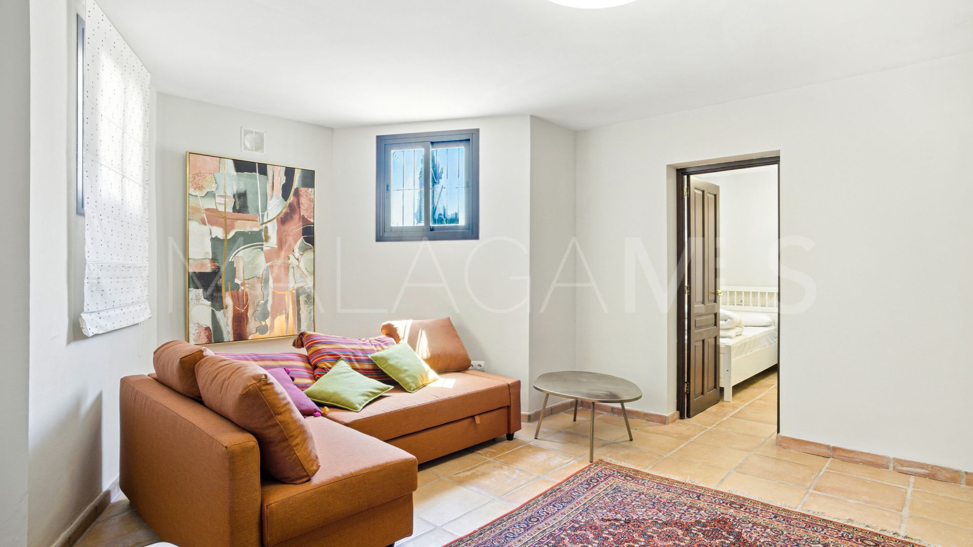 Villa for sale in Estepona Hills