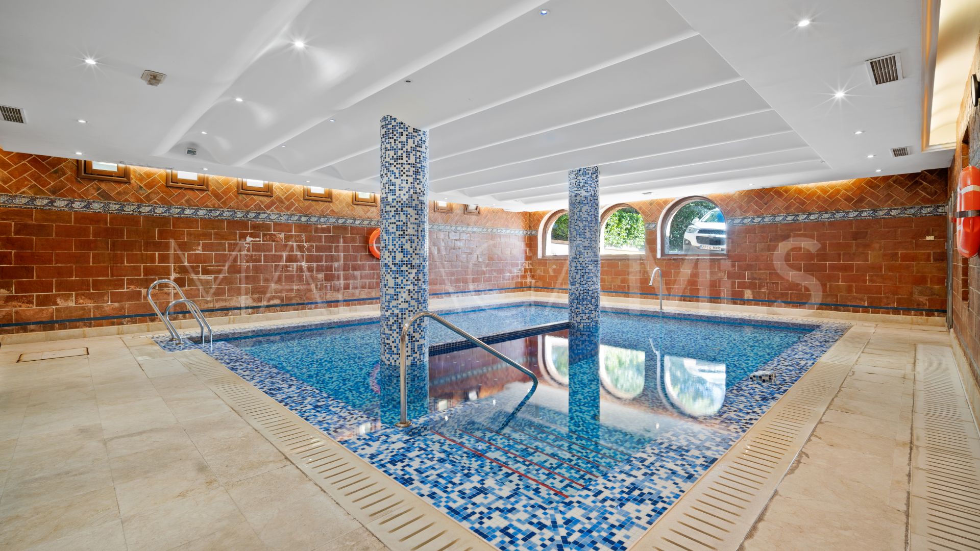 Duplex penthouse for sale in Monte Paraiso