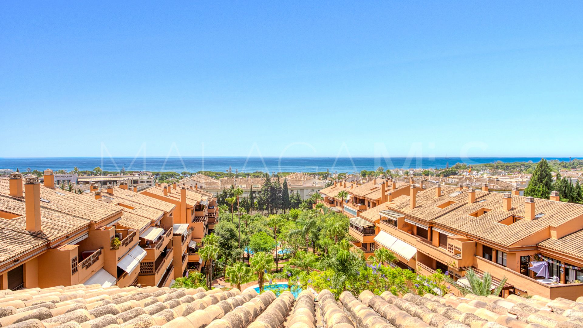 Duplex penthouse for sale in Costa Nagüeles III