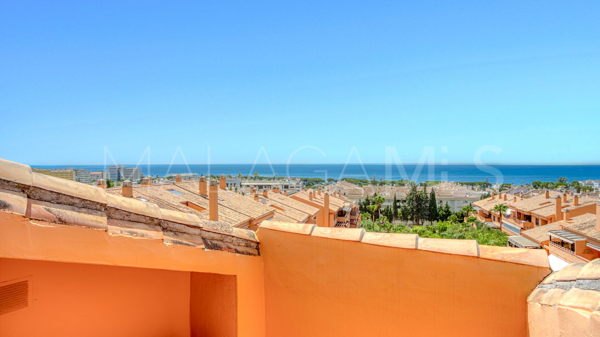 Duplex penthouse for sale in Costa Nagüeles III