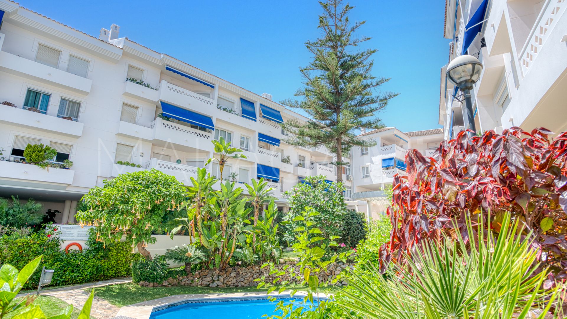 For sale San Pedro de Alcantara 4 bedrooms duplex penthouse