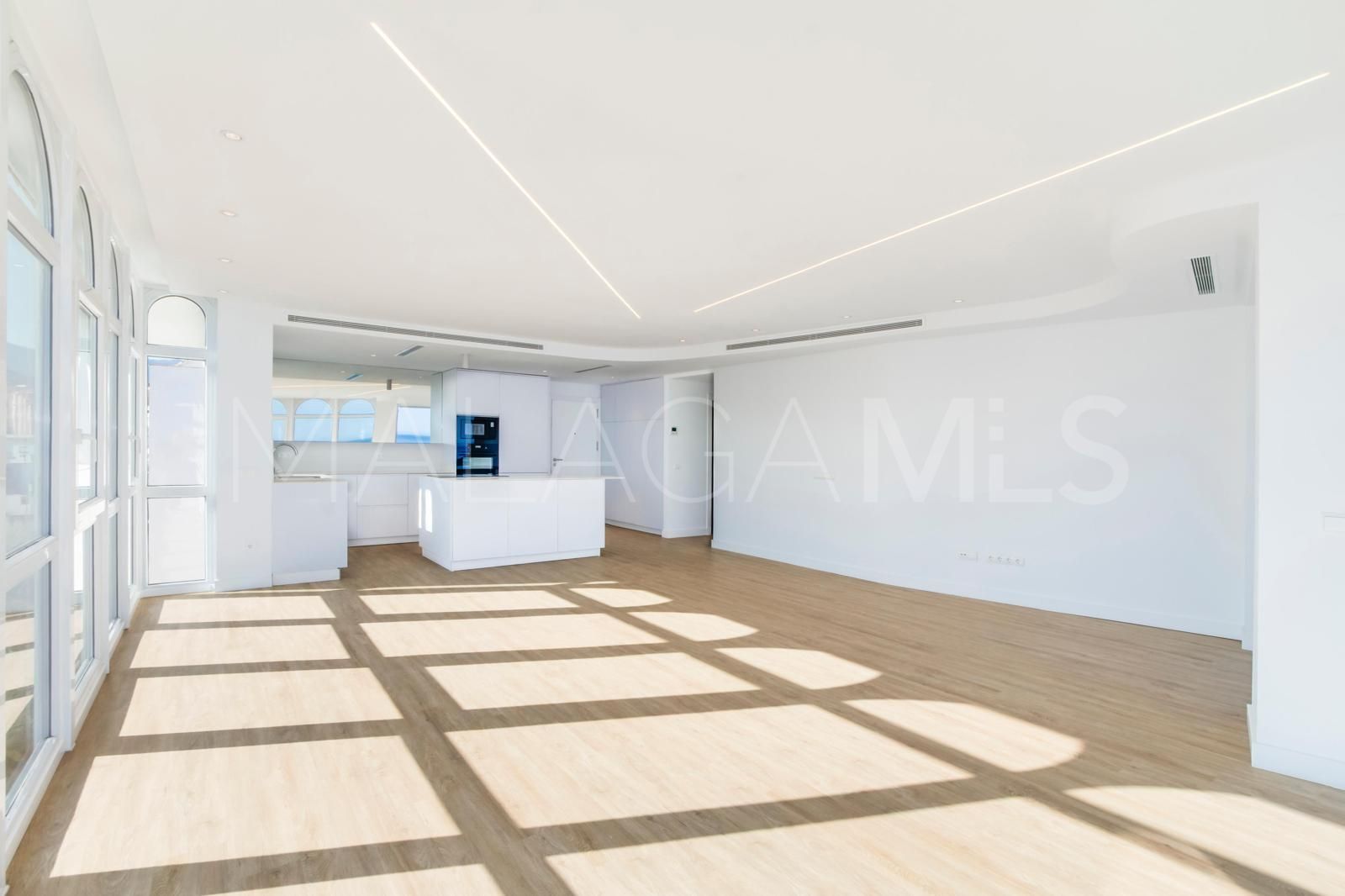 Appartement terrasse for sale in Estepona Old Town